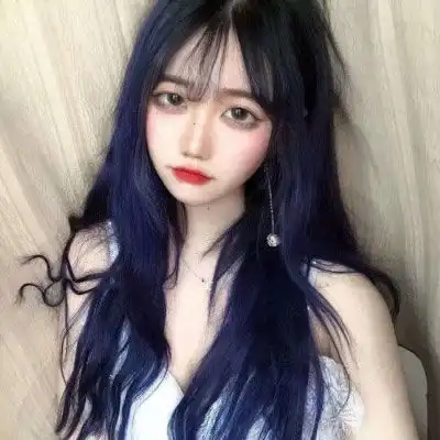 二人闺蜜头像霸气超拽秋季的野百合
