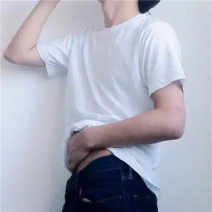 男生头像半身控,2020男人能吸引妹子的头像不露脸的

