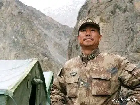 祁发宝大校晋升副司令,妻子纪艳首次出镜,温文尔雅功不可没
