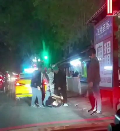 宁夏中卫一出租车司机遭乘客殴打派出所案件已受理,正在处理中
