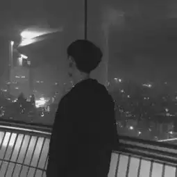 是谁哼唱的古曲
