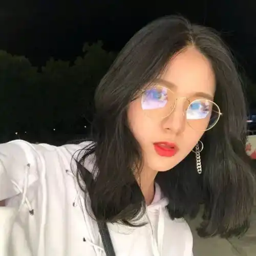 小仙女头像
