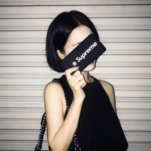 女生长斑很难看,不敢正视自己,改正3个坏习惯也能变女神
