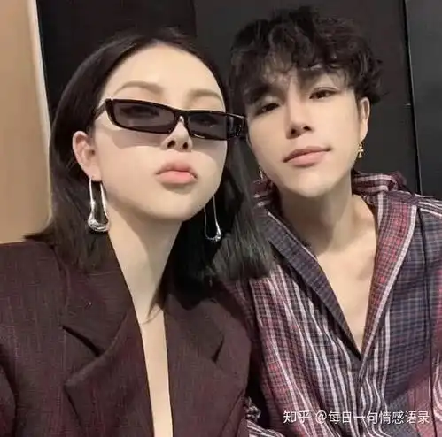 12条朋友圈肉麻情话说说,没发过证明你不爱我
