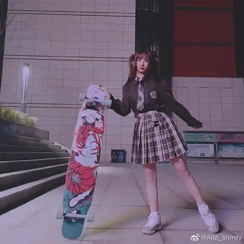 jk校服我们慢慢来吧我不想和你潦草收场
