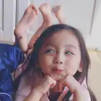 可人的韩国萌娃爱人头像
