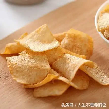 农村地里挖出来的零食,是真实的土黄金你错过了吗