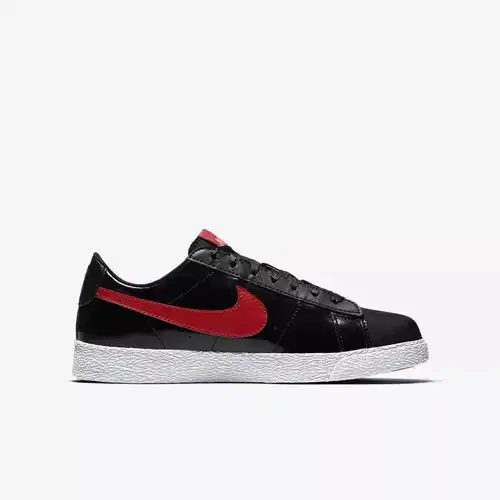 球鞋爱心脸情书,nike为孩子们送上情人节鞋款