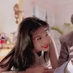 头像丨我太孤独想与你同行
