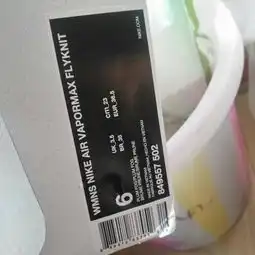 求鉴定一双耐克air,鞋舌上的标志被磨掉了