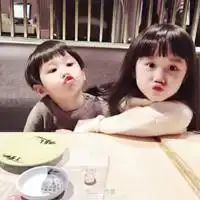 抖音热门萌娃情侣头像可爱萌小孩子情侣头像
