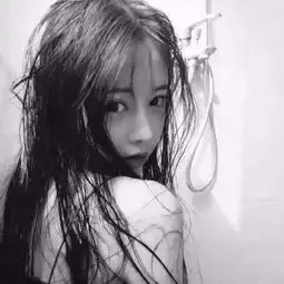黑白女生头像你不丑是镜子难qq女生头像我要个性网

