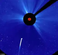 天文爱好者拍摄掠日后幸存彗星精彩照
