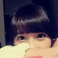 唯美的情侣qq头像一左一右我是小男人你是小女人
