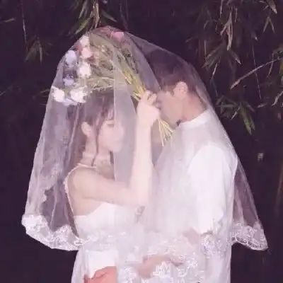 真人婚纱情头定格在最美的时候
