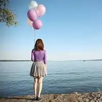 一个人的世界刚刚好意境头像
