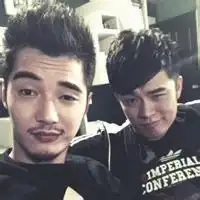 闺蜜头像两人一人一张

