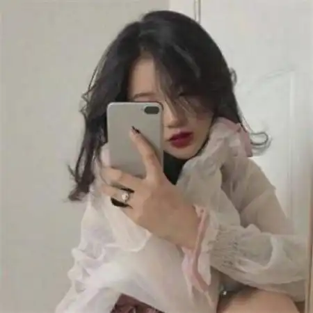 伤感头像女生冷淡超拽,长的挺好看就是有点冷淡
