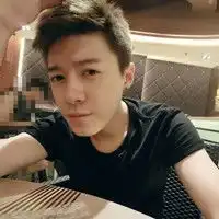 2013幸福有个性的情侣头像太在乎一个人心情常被左右
