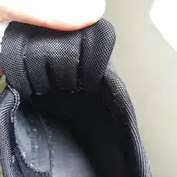 求鉴定一双耐克air,鞋舌上的标志被磨掉了