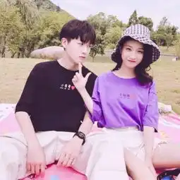 背上带字的情侣头像背影一男一女
